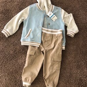 Beige and blue Outfit